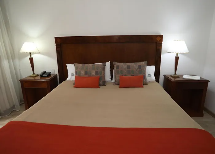 Hotel 4 estrelas: HR Esmeralda Luxor